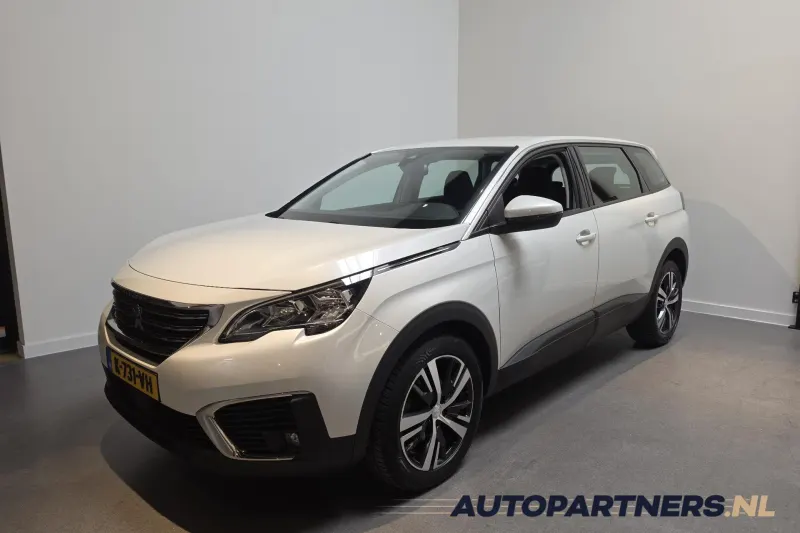 Peugeot 5008 (2020)