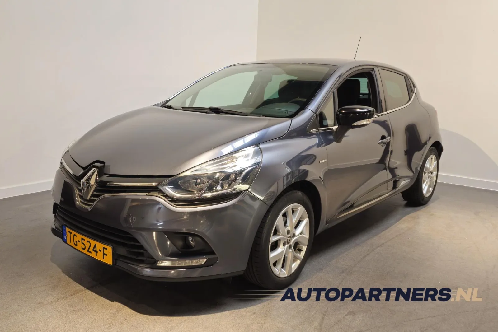 Renault Clio (2016) — foto 1