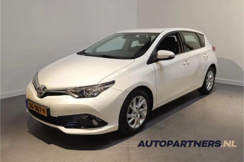 Toyota Auris (2015)