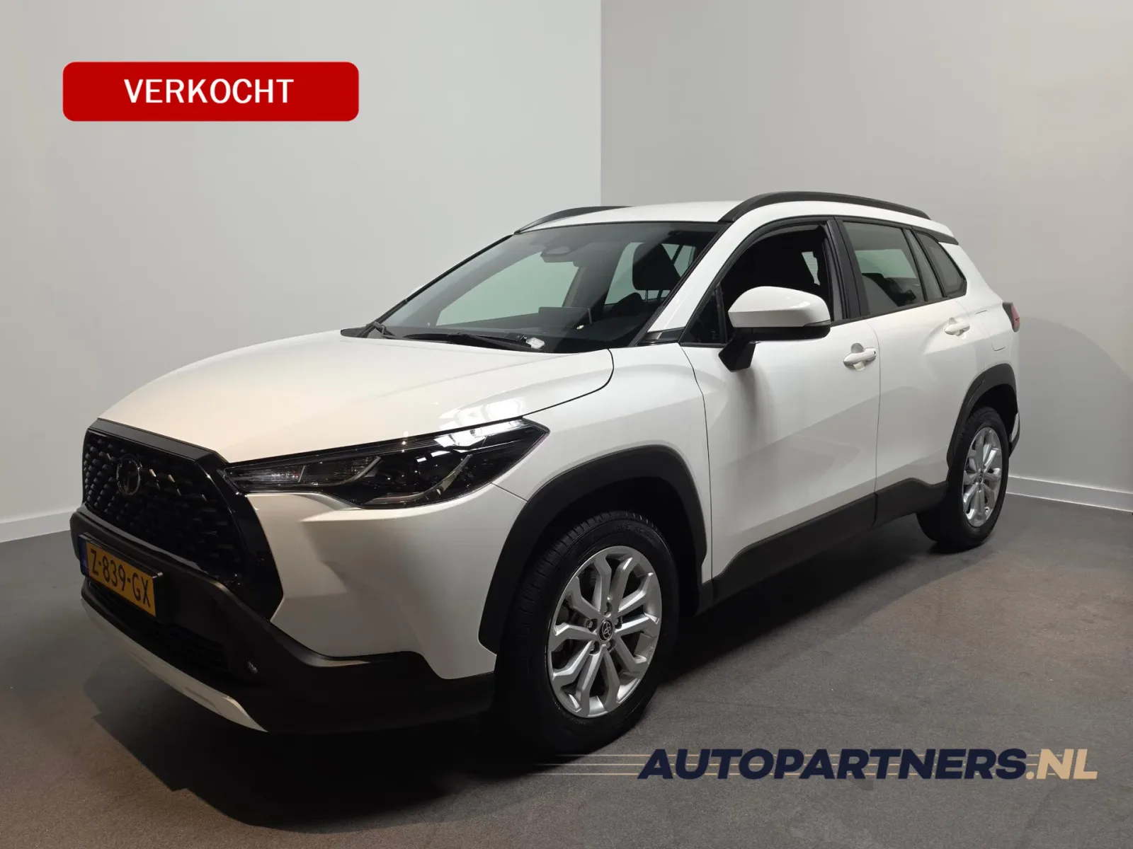 Toyota Corolla Cross (2022) — foto 1