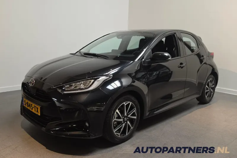 Toyota Yaris (2023)