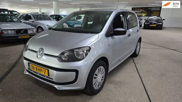 Volkswagen Up! (2012) — foto 1