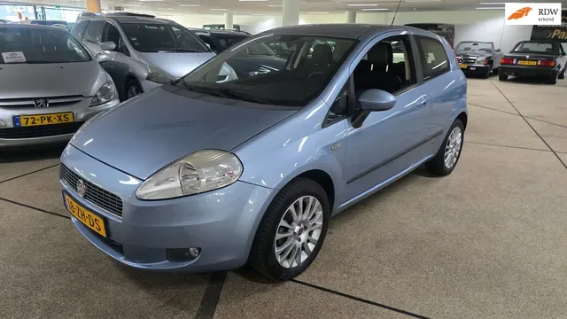 Fiat Grande Punto (2008) — foto 1