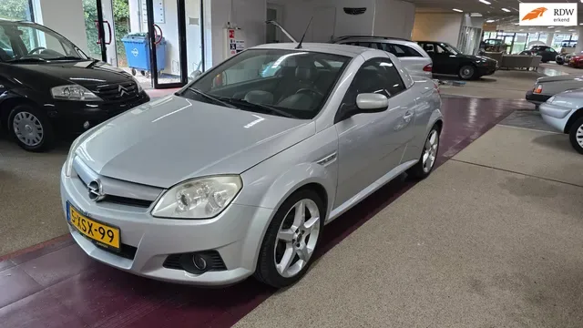 Opel Tigra (2006) — foto 1