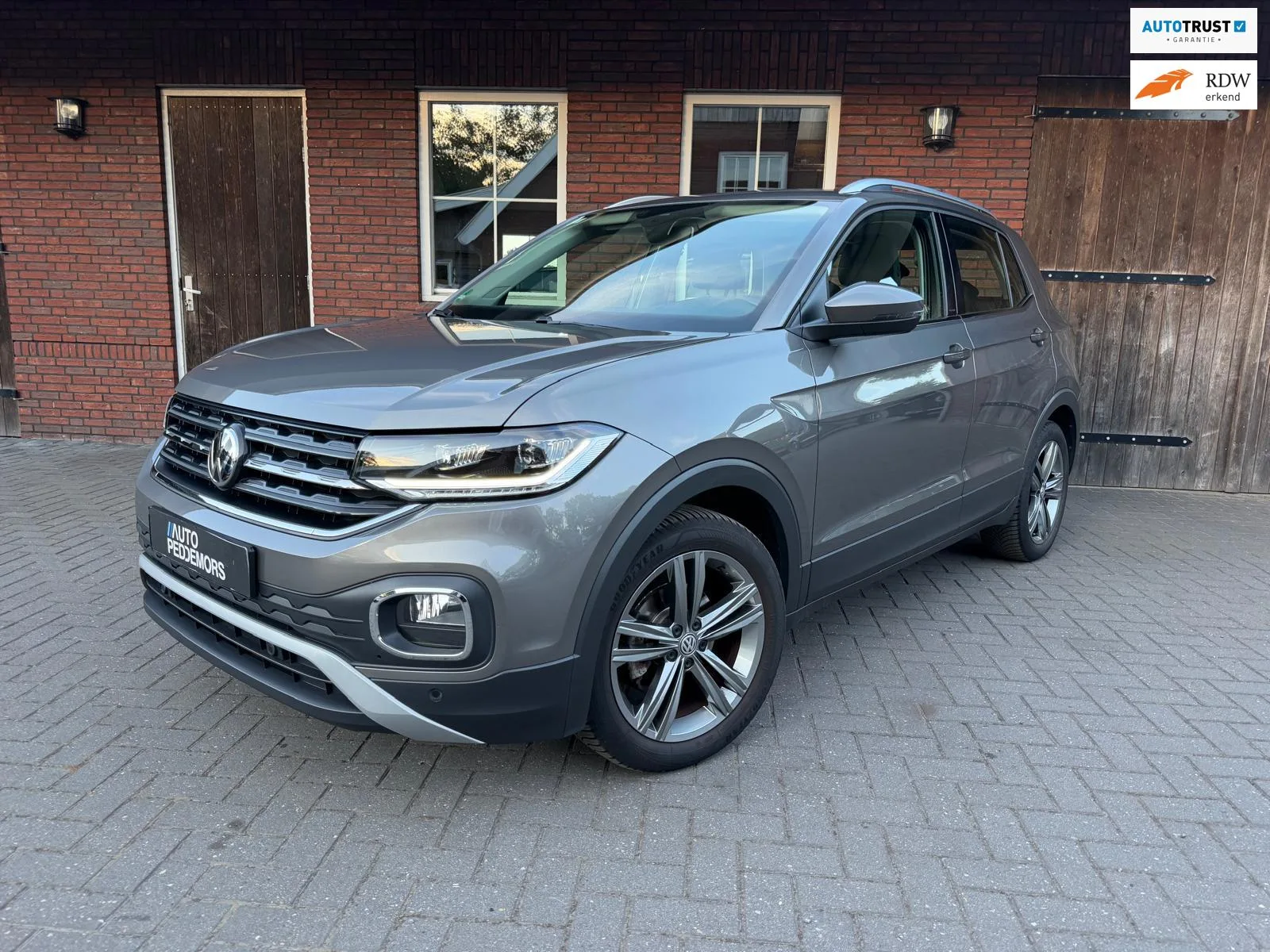 Volkswagen T-Cross (2020) — foto 1