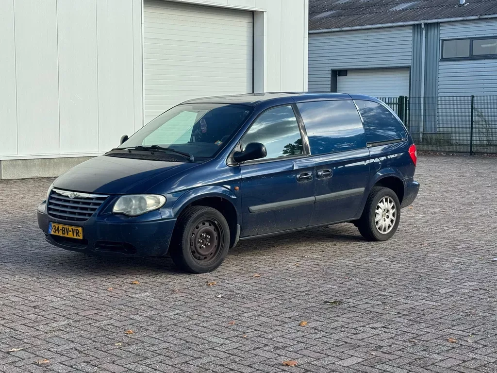 Dodge Ram Van (2006) — foto 1