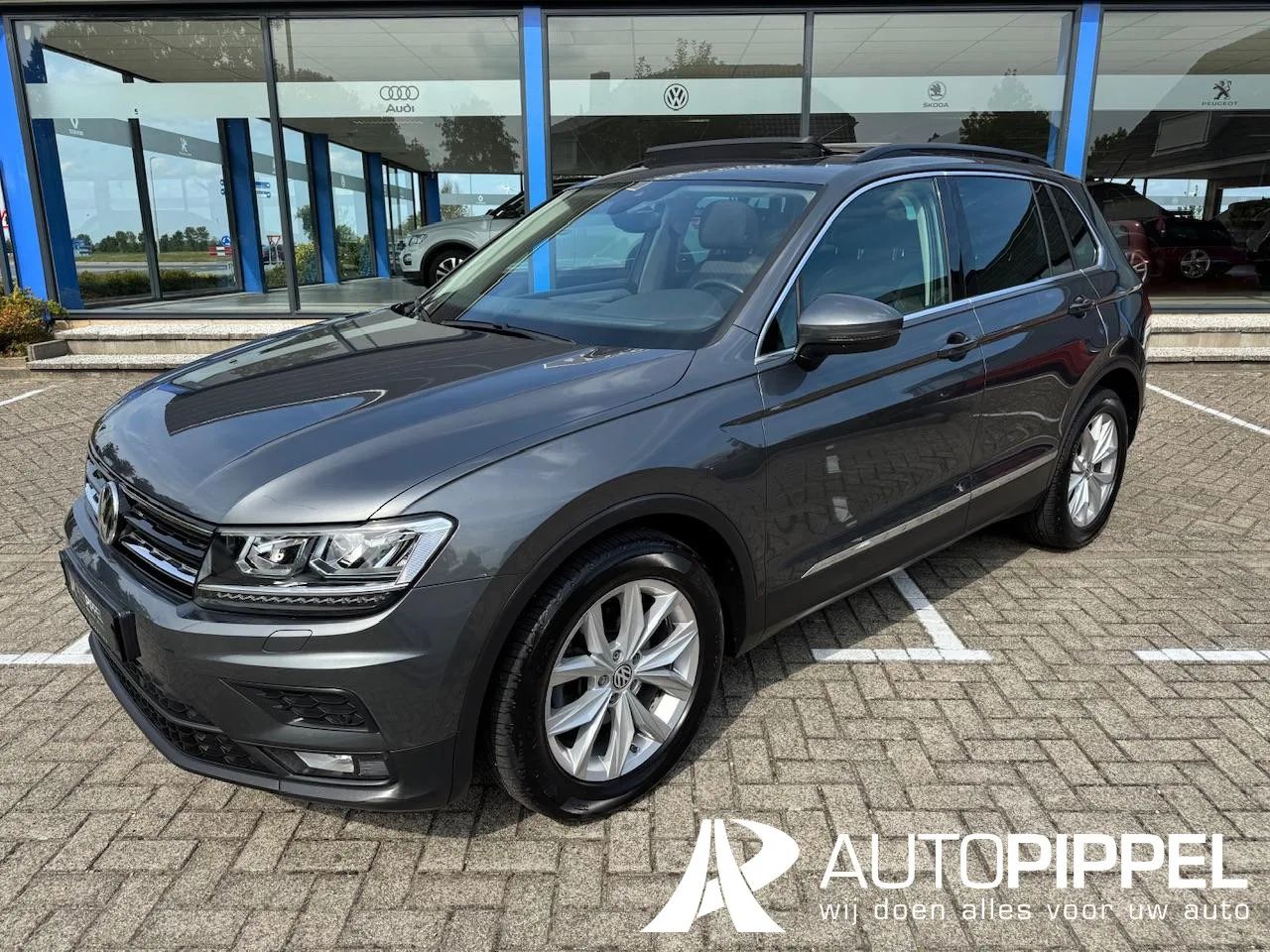 Volkswagen Tiguan (2018) — foto 1