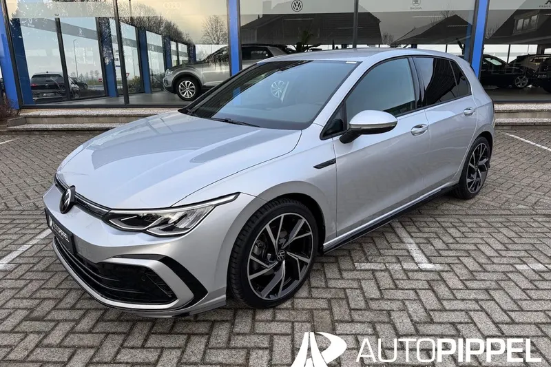 Volkswagen Golf (2022)