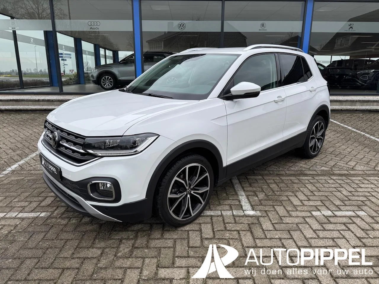 Volkswagen T-Cross (2023) — foto 1