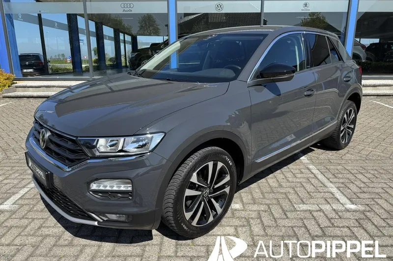 Volkswagen T-Roc (2021)