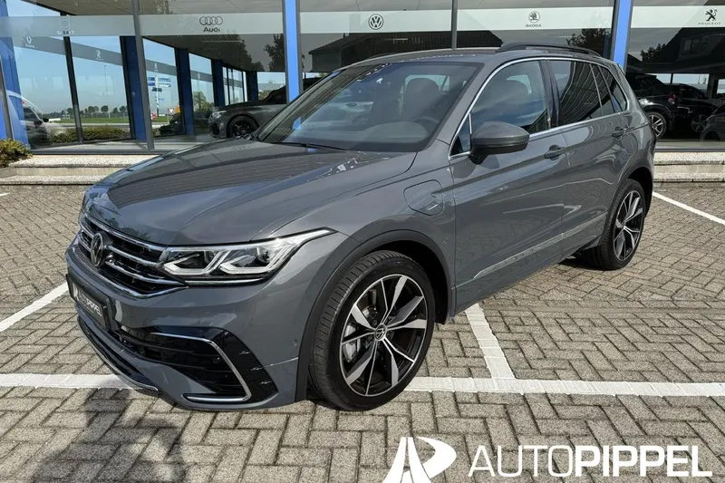 Volkswagen Tiguan (2023)