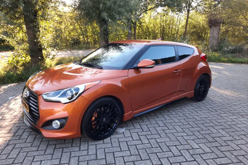 Hyundai Veloster (2016)