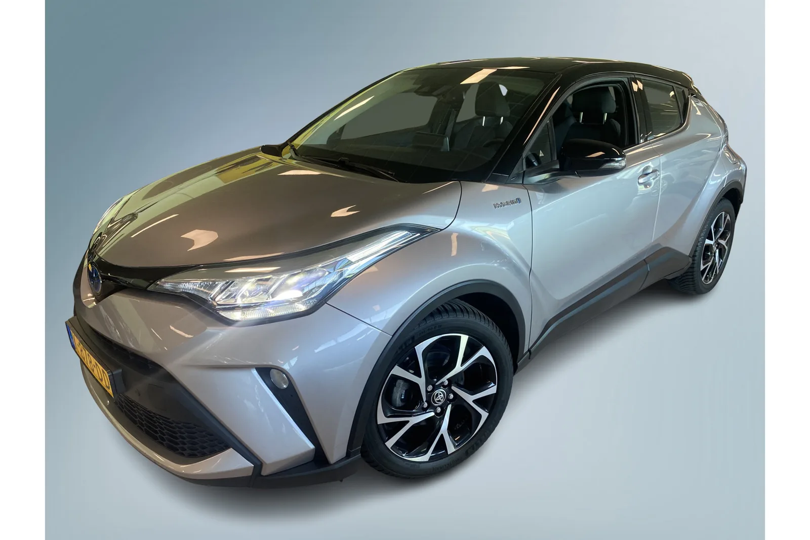 Toyota C-HR (2020) — foto 1