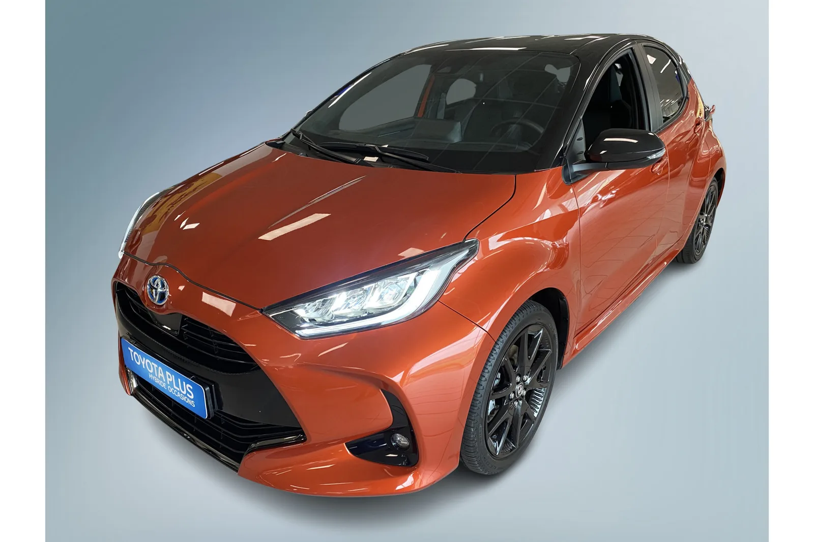 Toyota Yaris (2023) — foto 1
