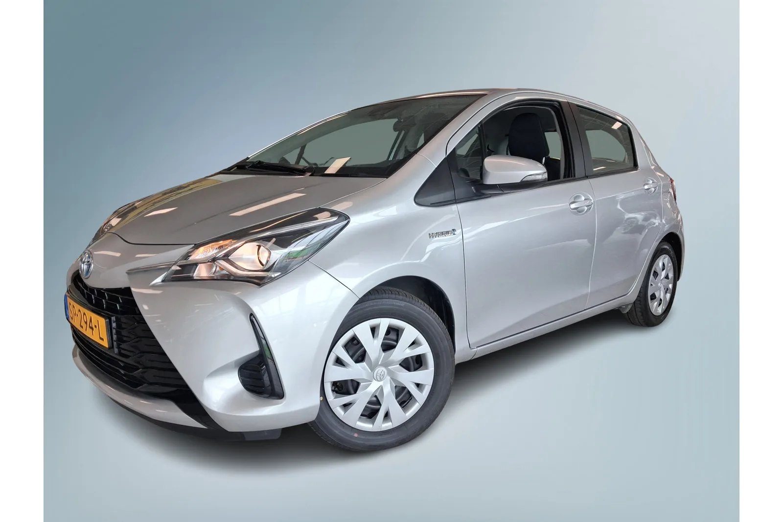 Toyota Yaris (2018) — foto 1
