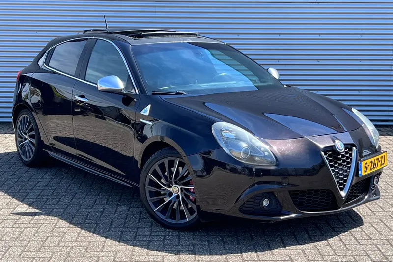 Alfa Romeo Giulietta (2012)