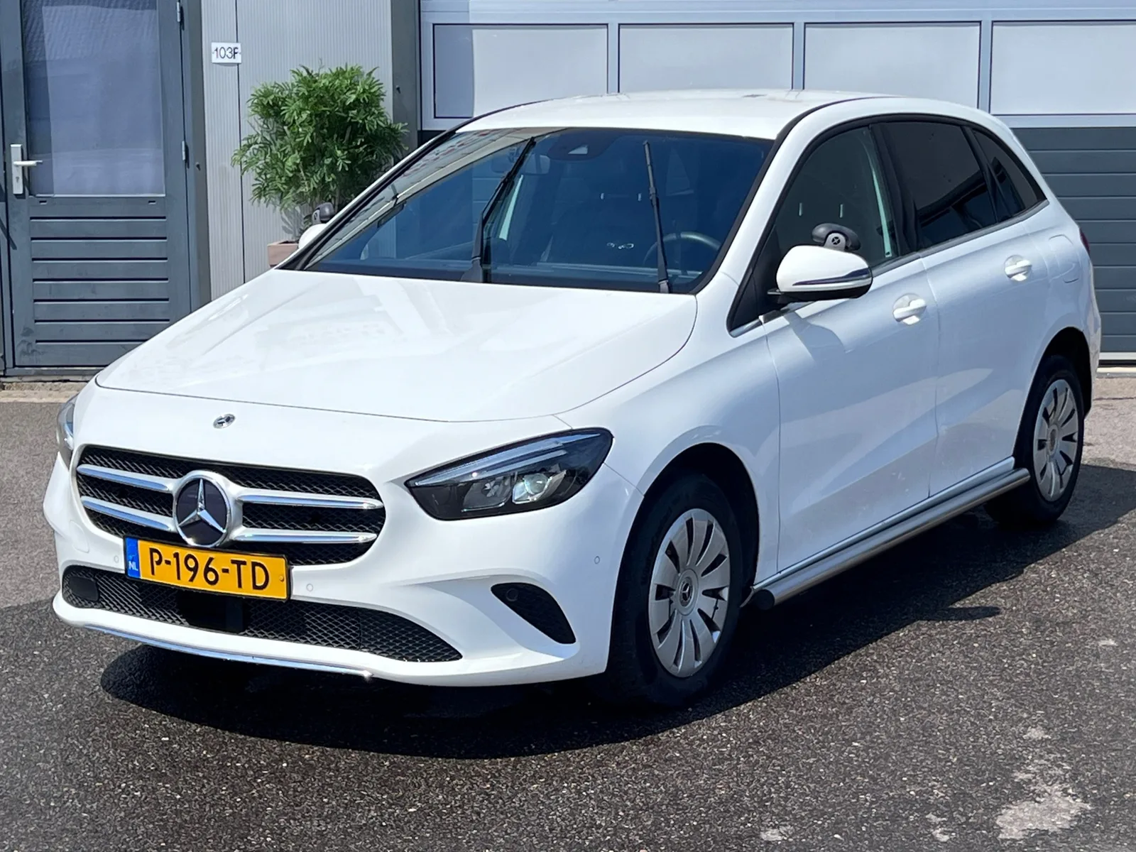 Mercedes-Benz B-Klasse (2022) — foto 1