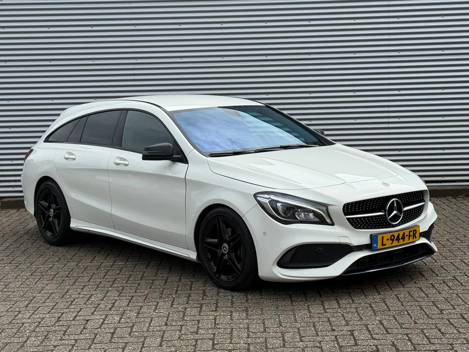 Mercedes-Benz CLA-Klasse (2017) — foto 1