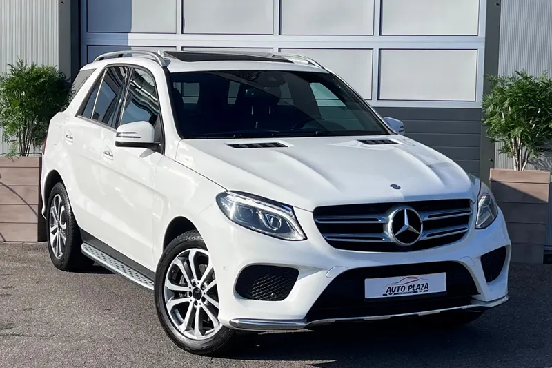 Mercedes-Benz GLE (2016)