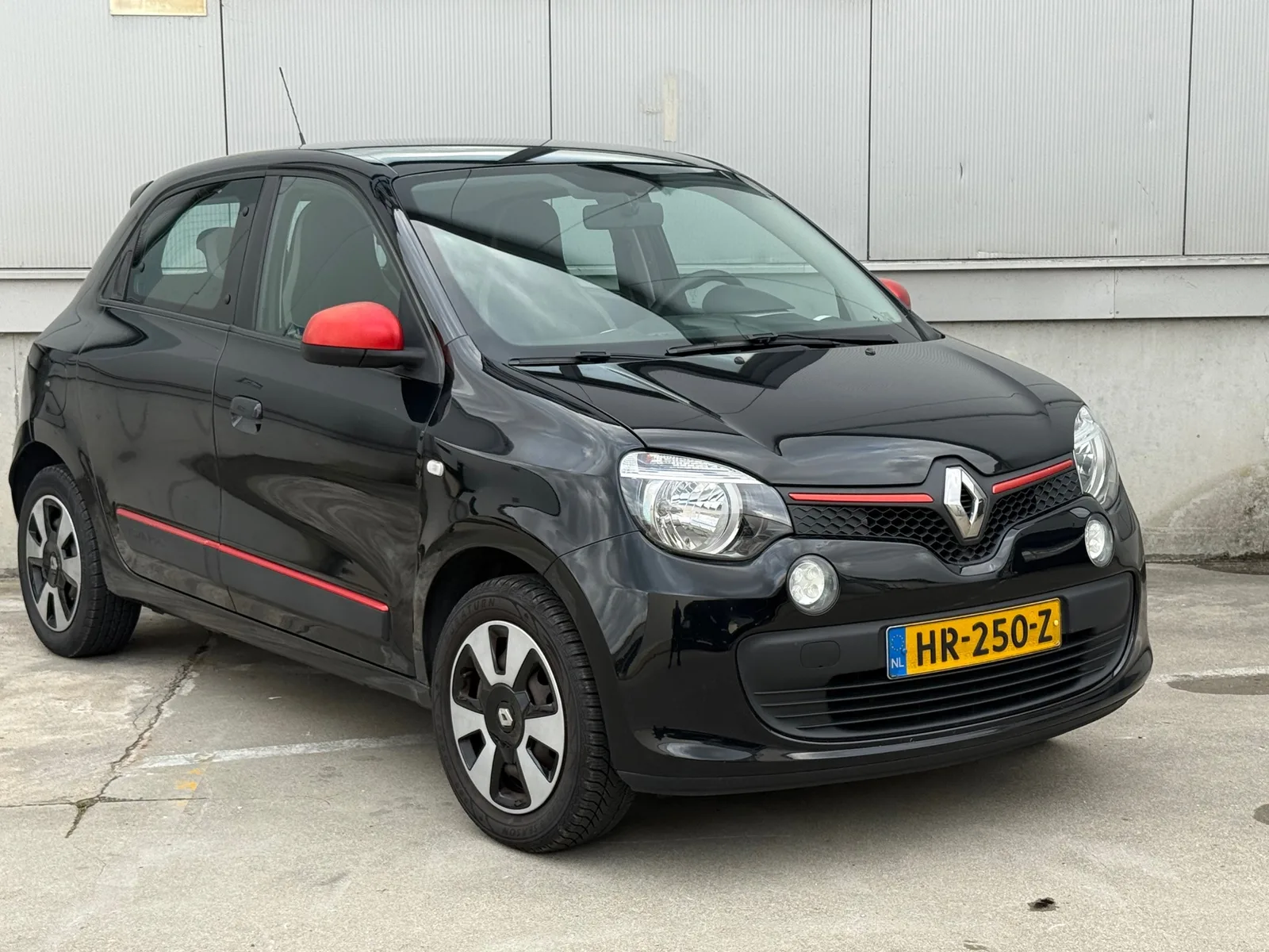 Renault Twingo (2015) — foto 1