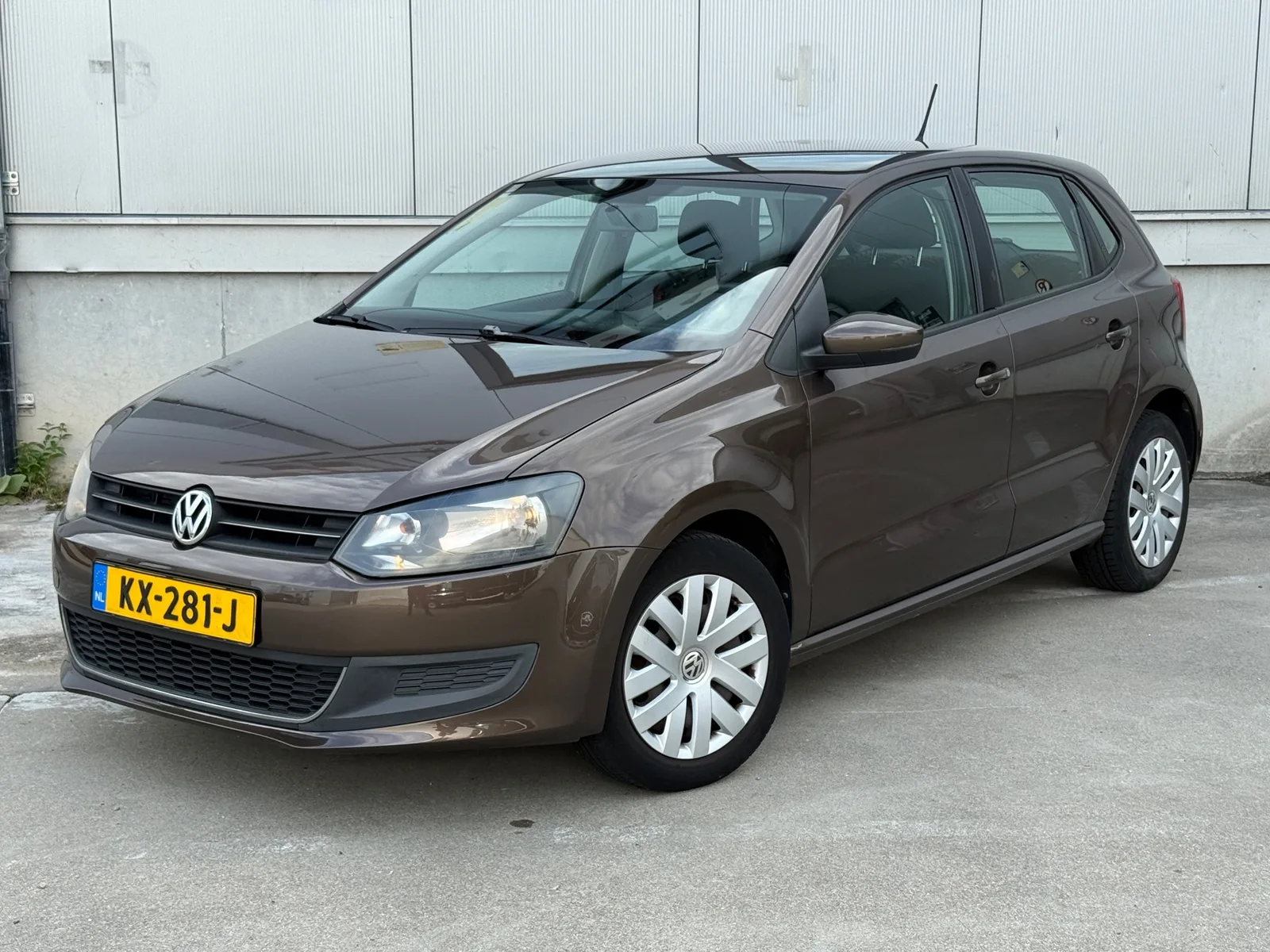 Volkswagen Polo (2013) — foto 1