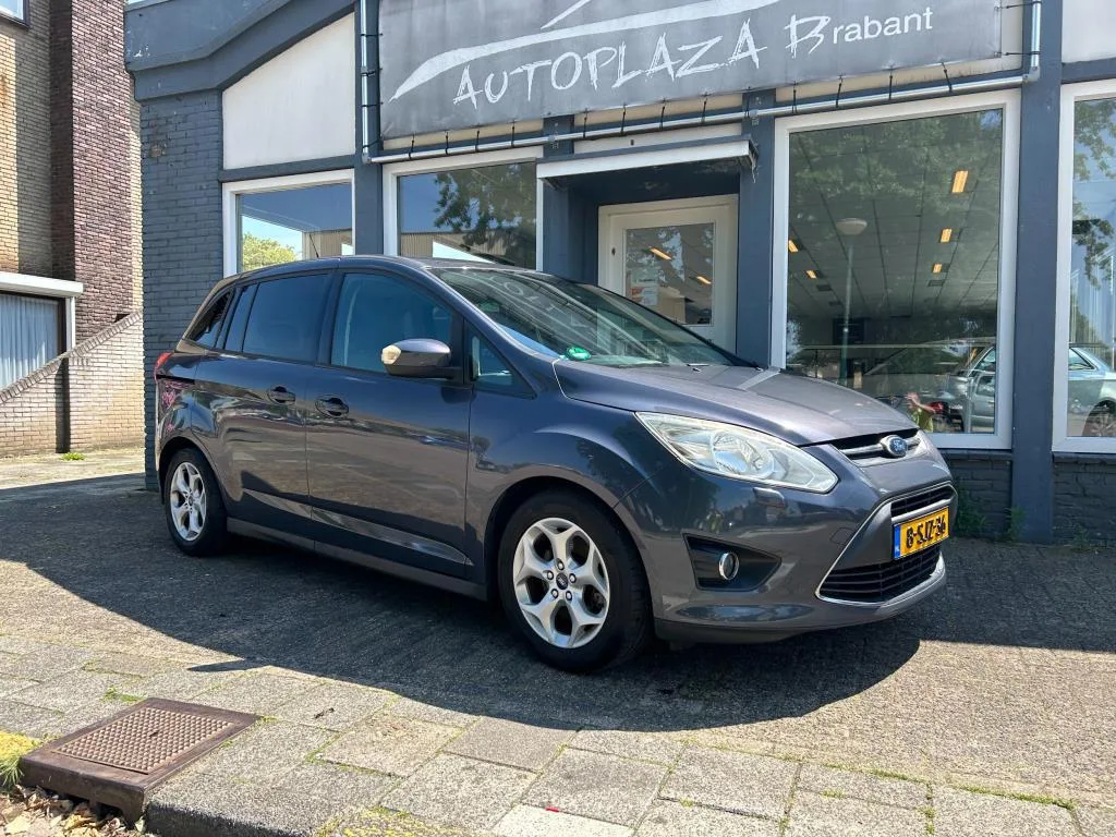 Ford Grand C-Max (2011) — foto 1