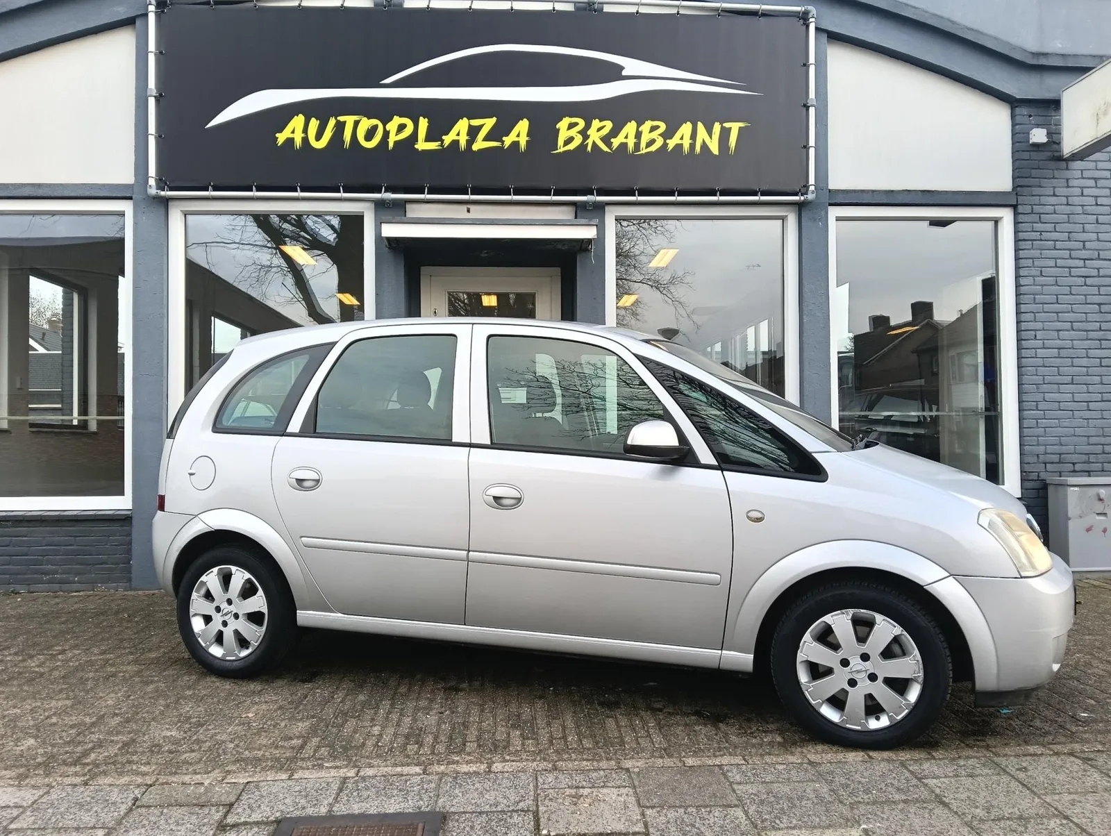Opel Meriva (2008) — foto 1
