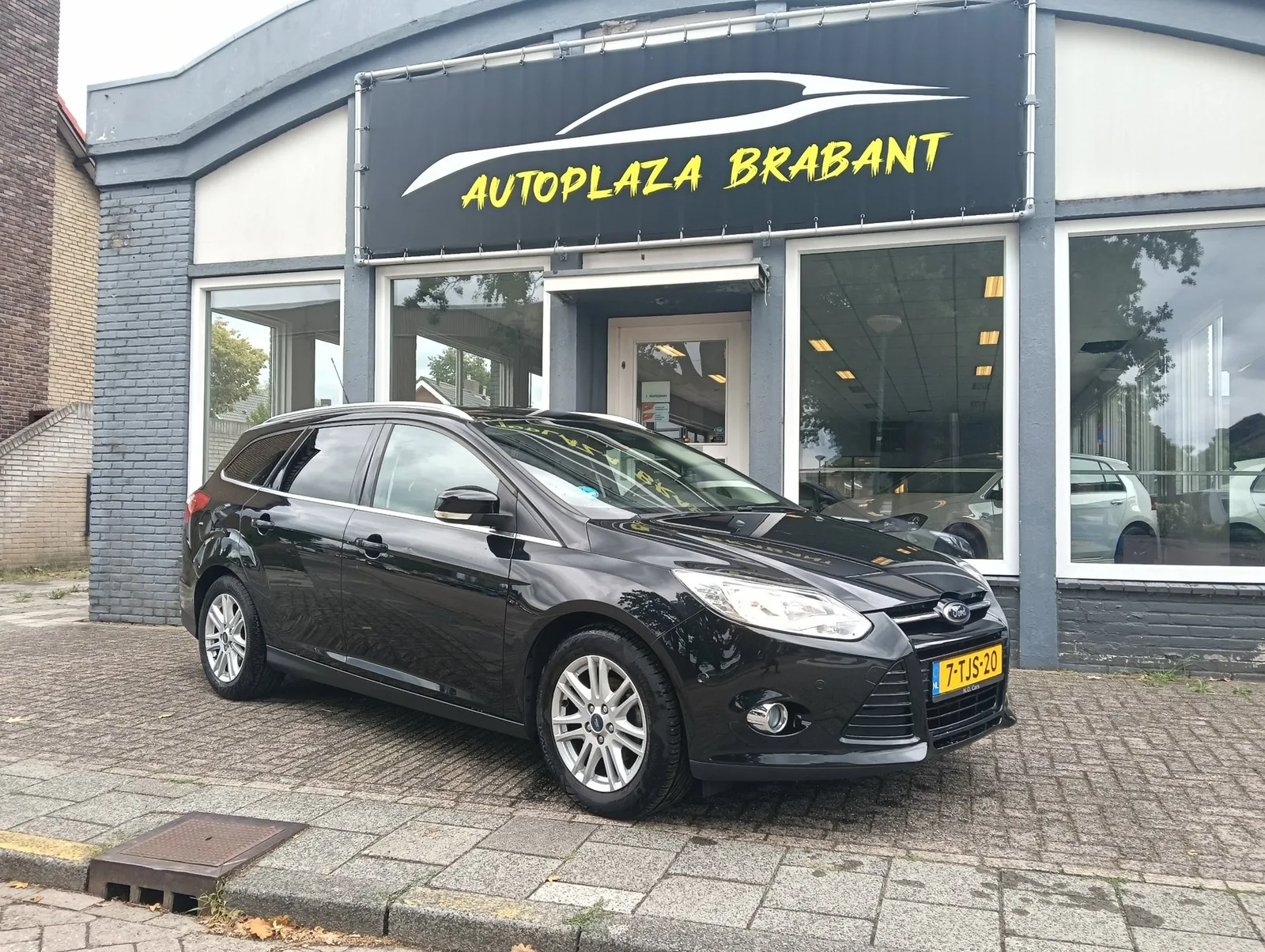 Ford Focus (2014) — foto 1
