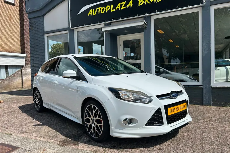 Ford Focus (2013)
