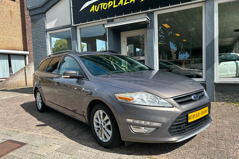 Ford Mondeo (2012)