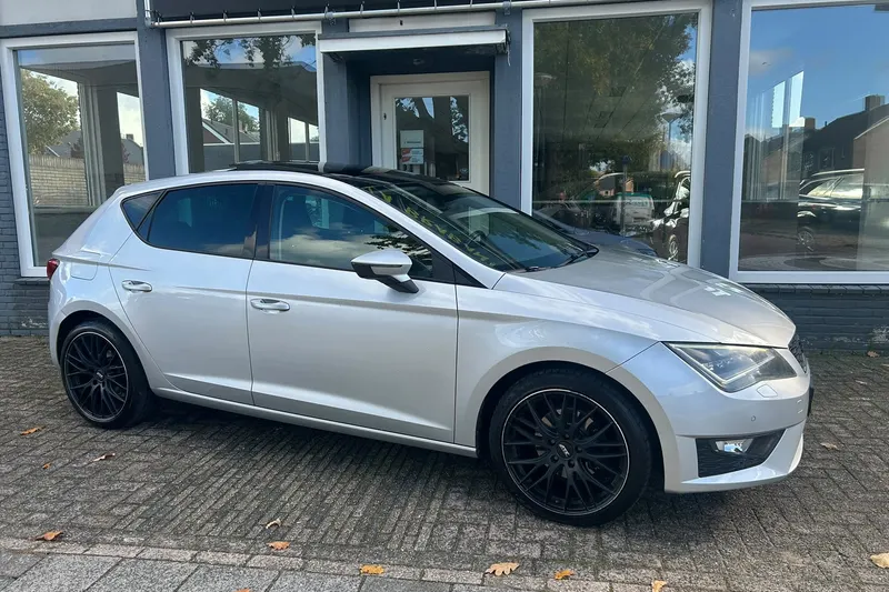 SEAT Leon (2013)