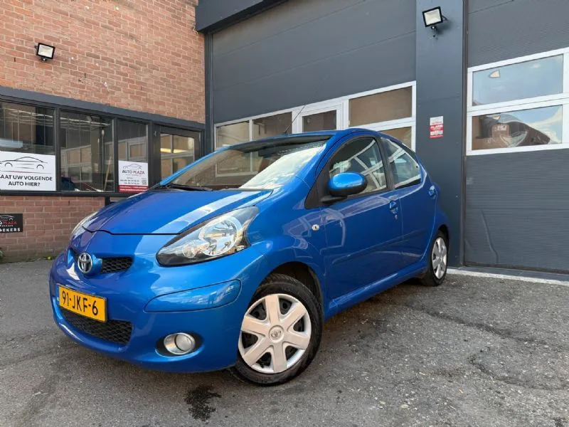 Toyota Aygo (2009) — foto 1