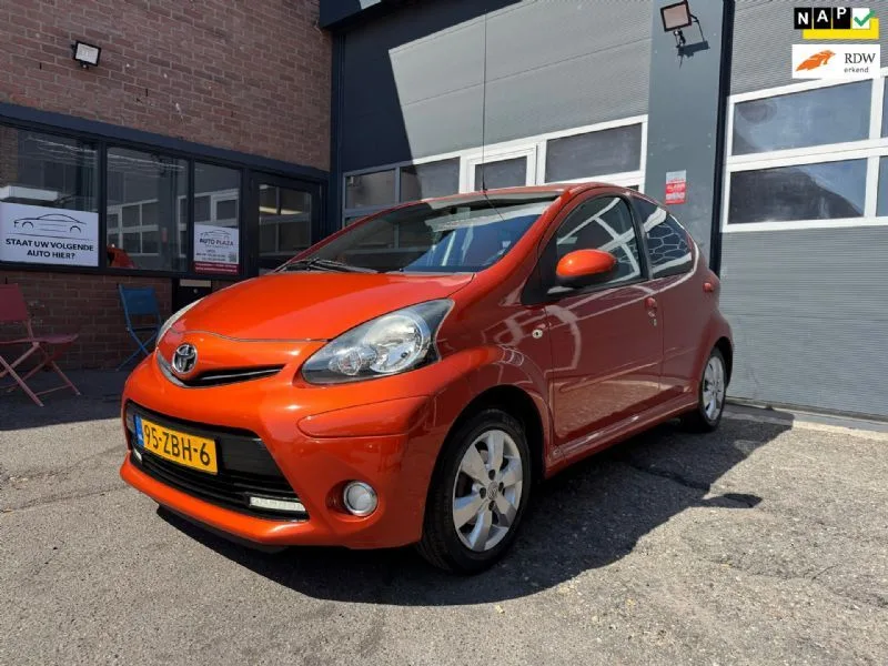 Toyota Aygo (2012) — foto 1