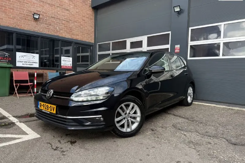 Volkswagen Golf (2017)