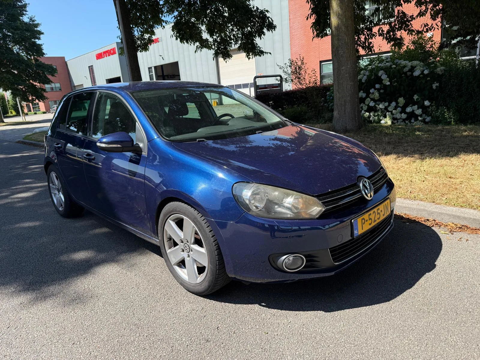 Volkswagen Golf (2009) — foto 1