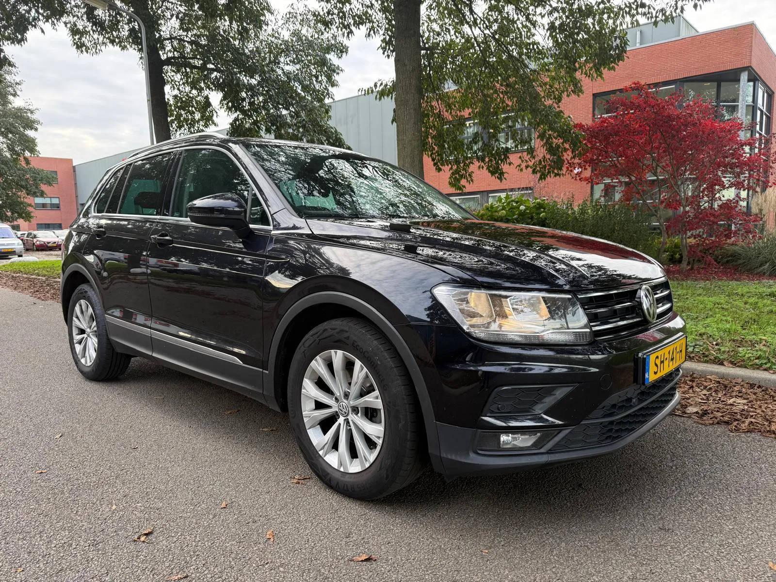 Volkswagen Tiguan (2018) — foto 1