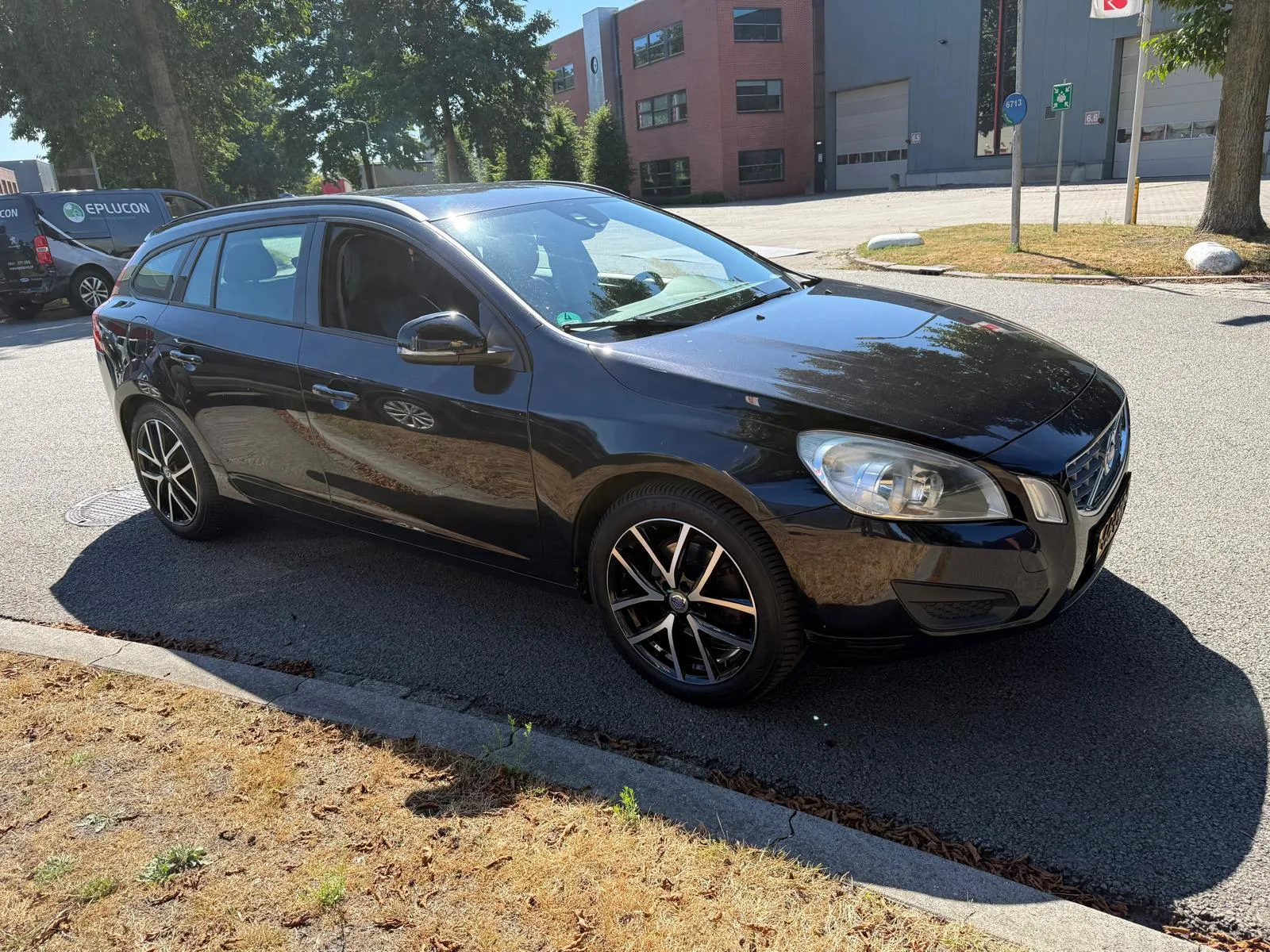 Volvo V60 (2011) — foto 1
