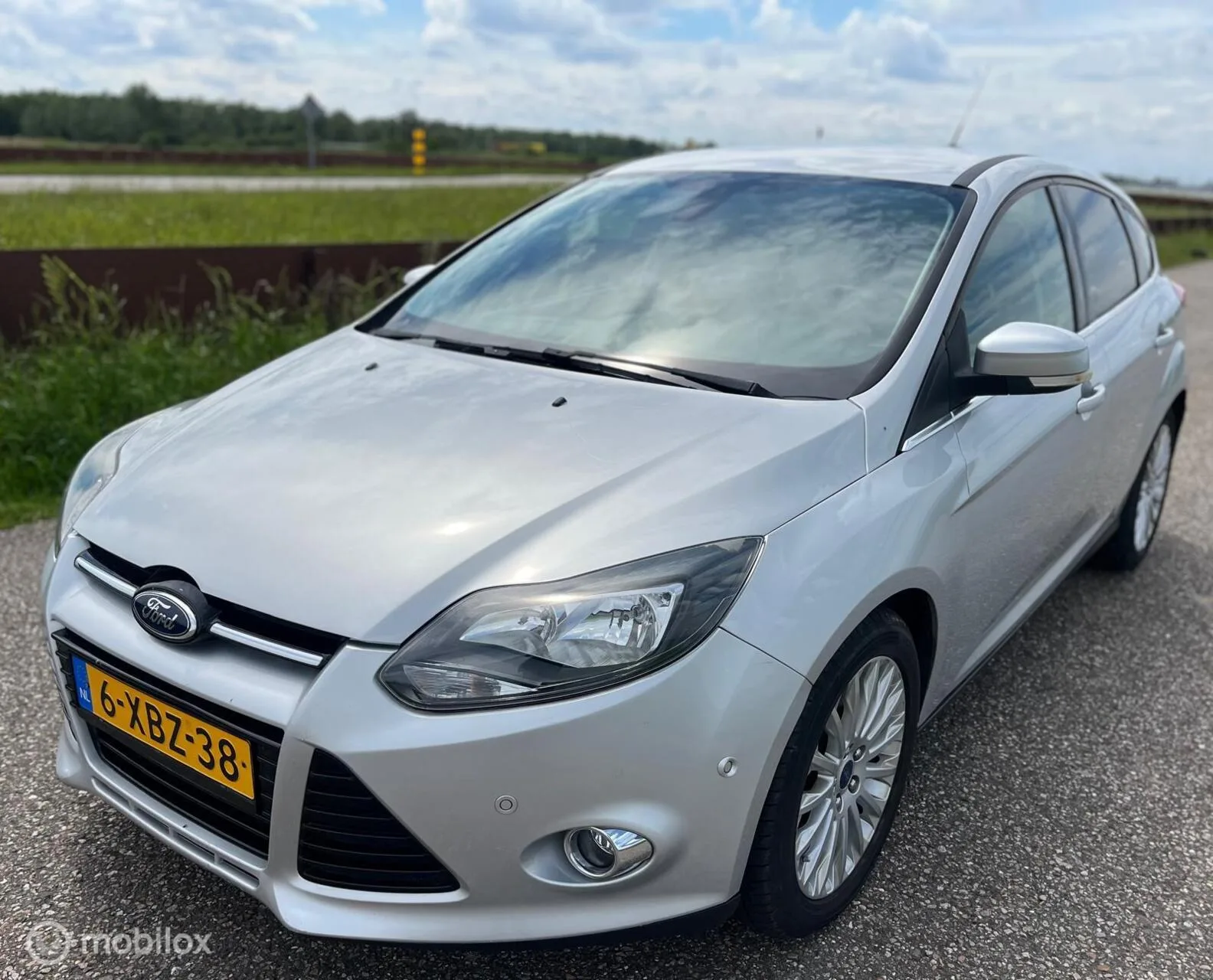 Ford Focus (2014) — foto 1