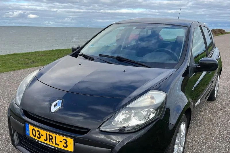 Renault Clio (2009)
