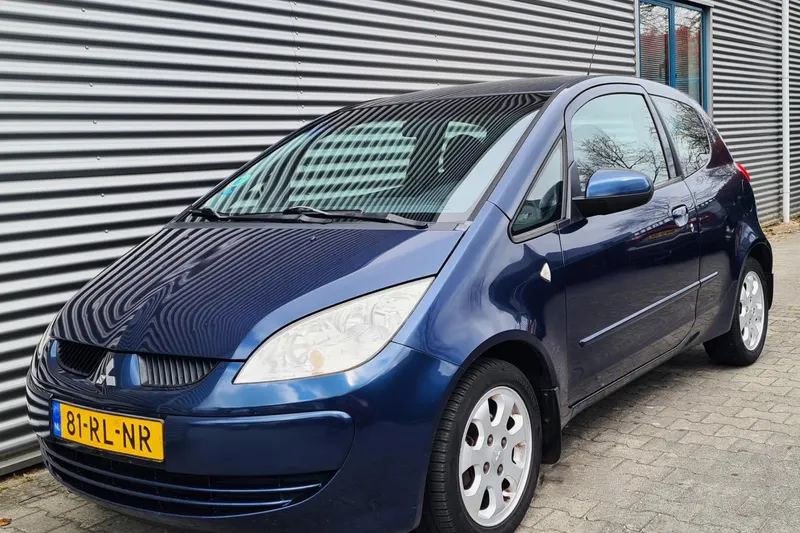 Mitsubishi Colt (2005)
