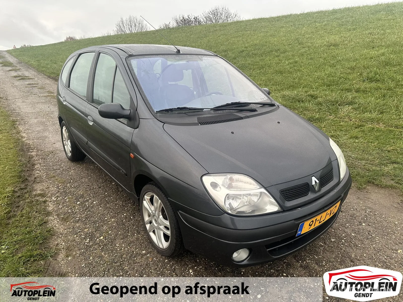 Renault Scénic (2003) — foto 1