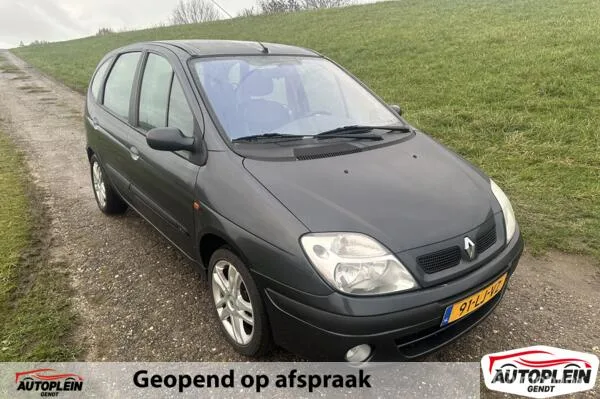 Renault Scénic (2003) — foto 1