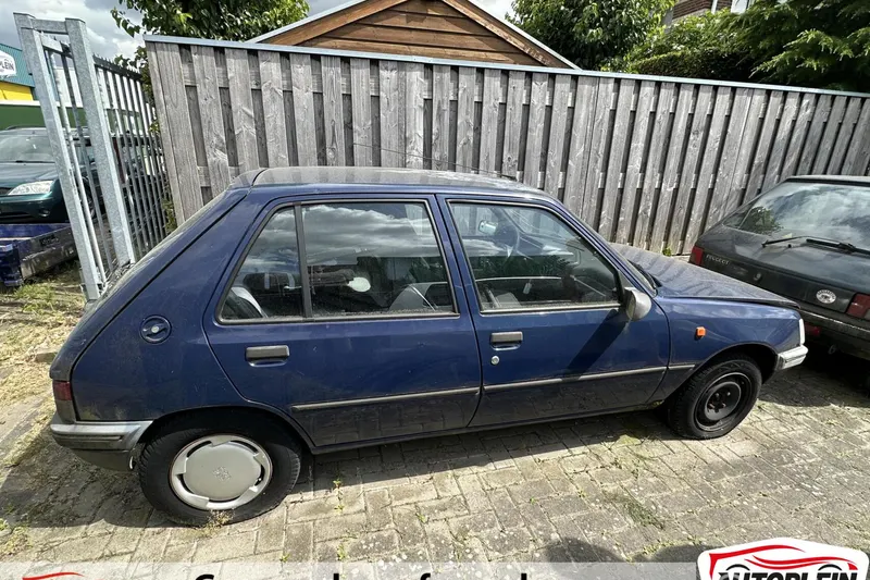 Peugeot 205 (1997)