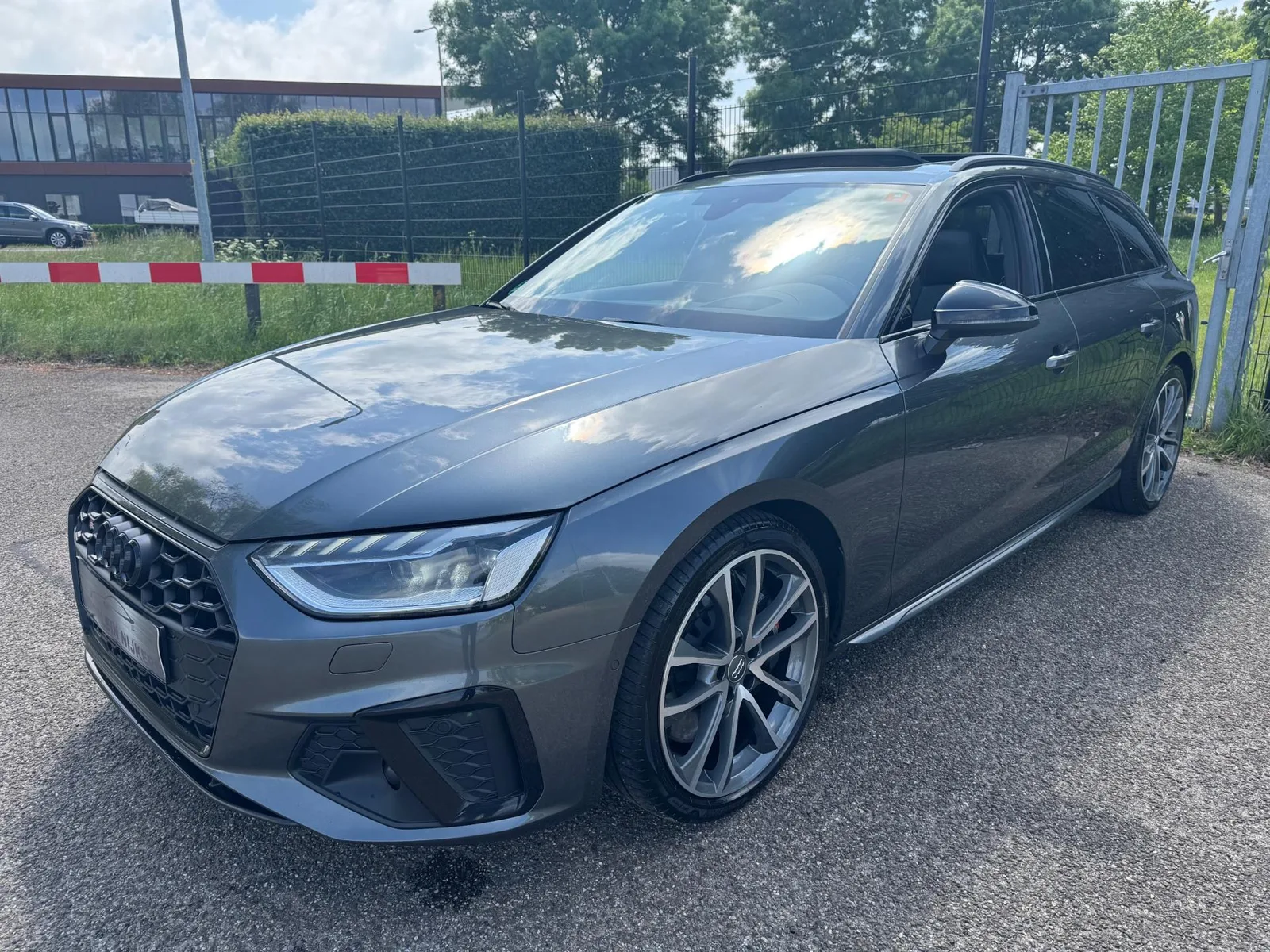Audi S4 (2020) — foto 1