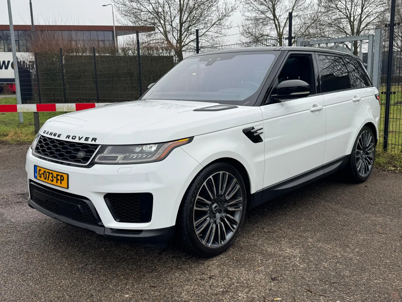 Land Rover Range Rover Sport (2018) — foto 1
