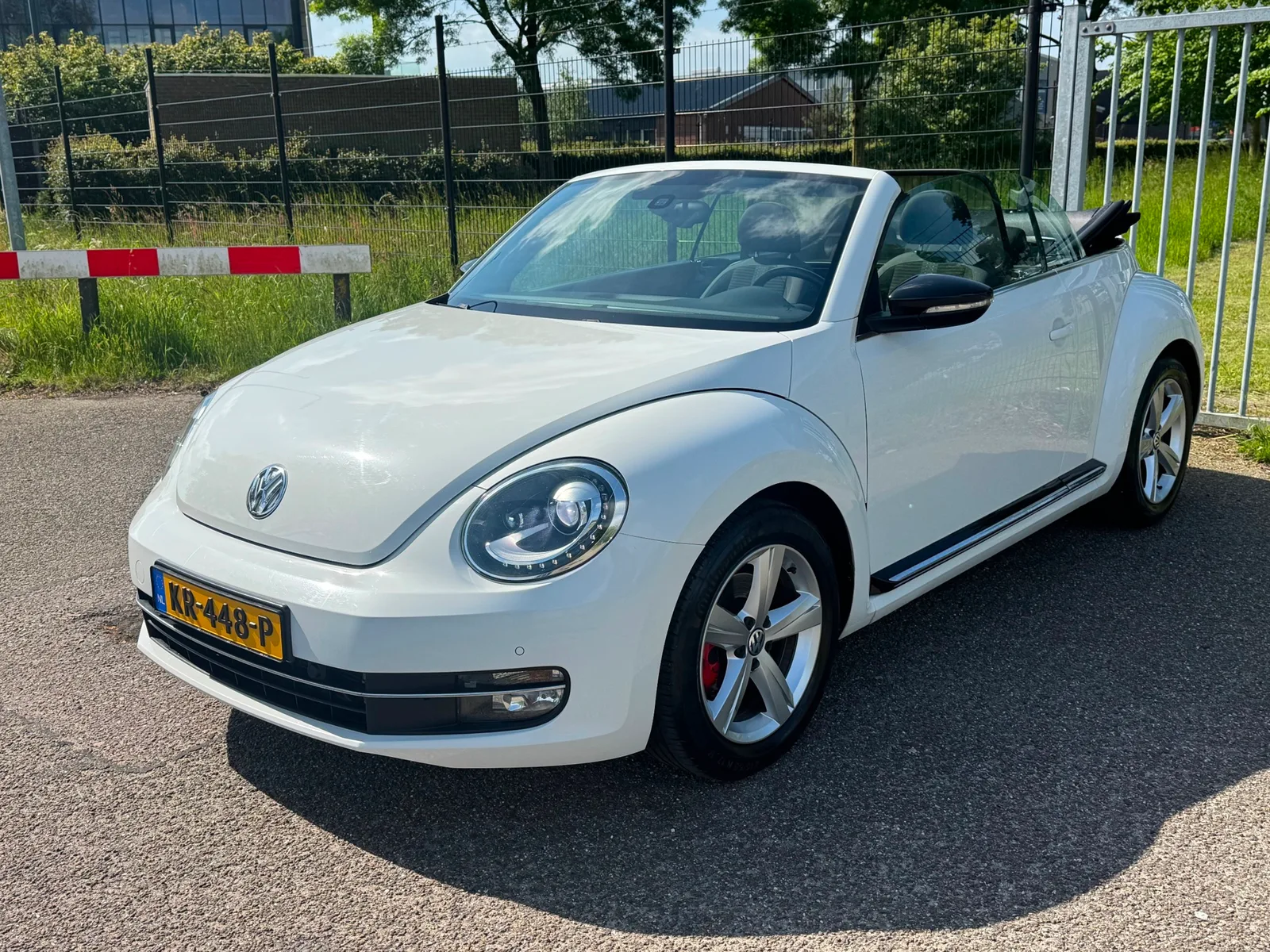 Volkswagen Beetle (2013) — foto 1