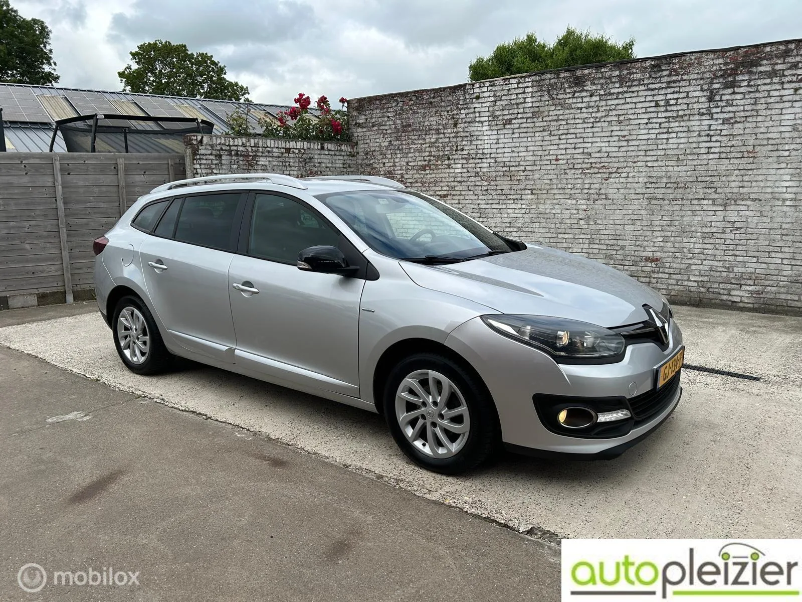 Renault Mégane (2015) — foto 1