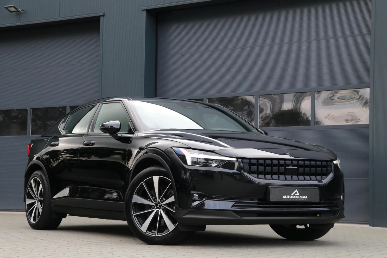 Polestar 2 (2021) — foto 1