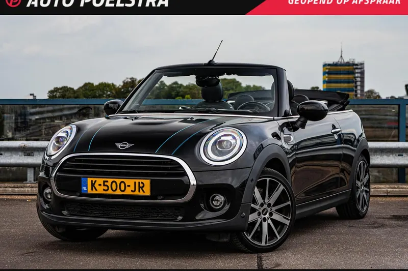 MINI Cabrio (2021)