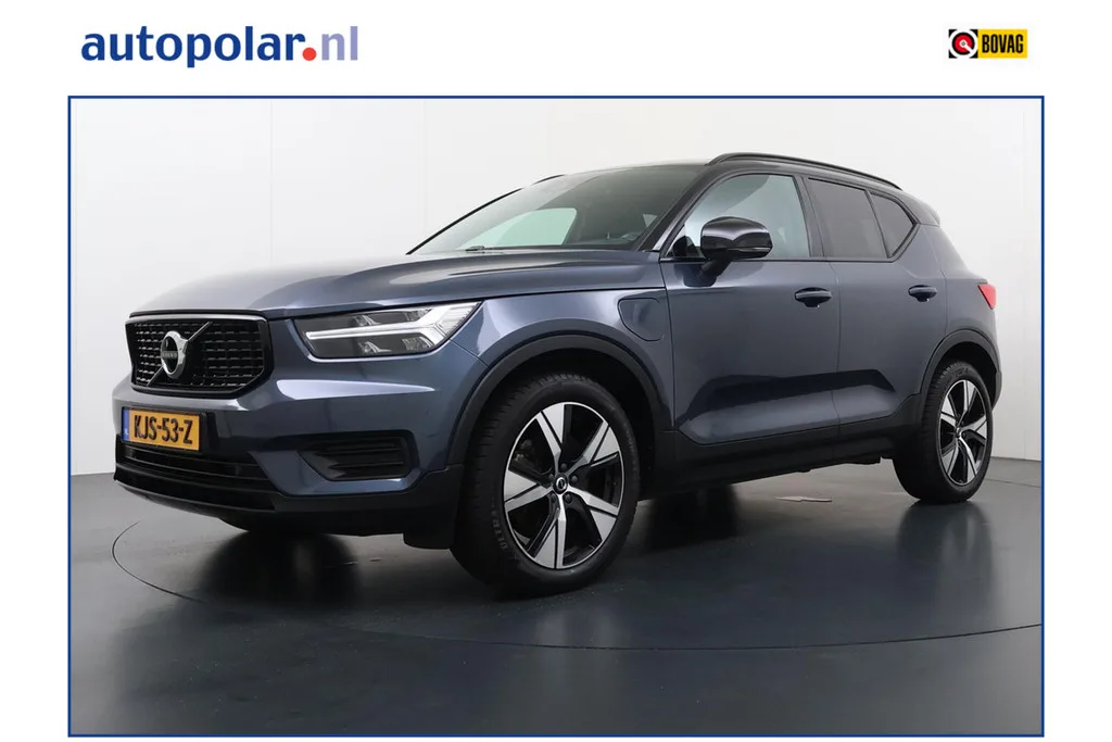 Volvo XC40 (2022) — foto 1